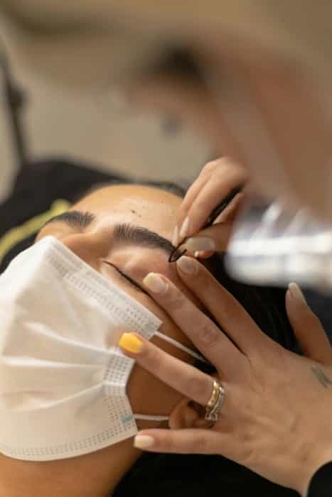 Eyebrow Lamination and Shaping Service in Hurghada